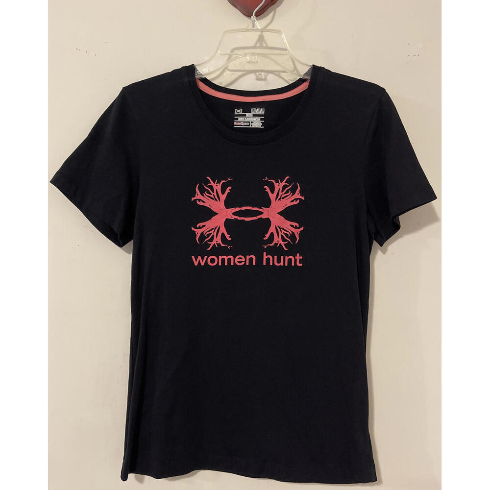 Under Armour Womens Medium Black Heat Gear Fitted “Women Hunt” Tshirt! A1805